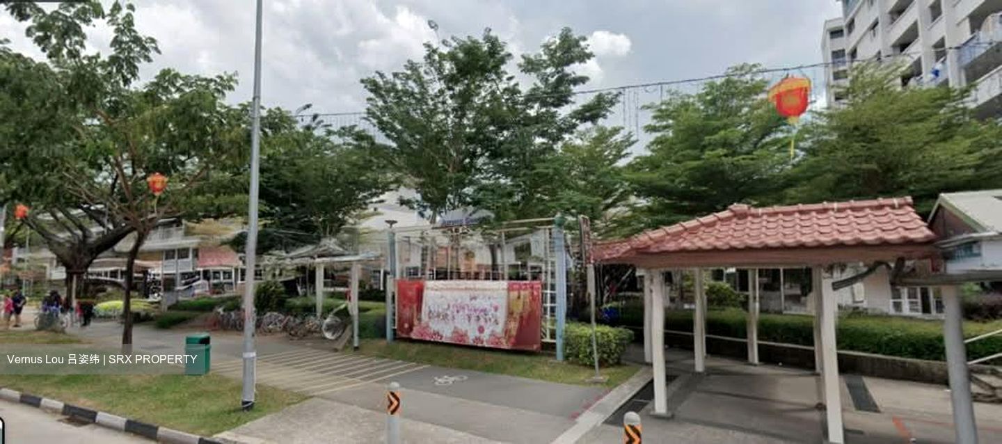 Hong Kah Ville (D22), Shop House #566526021